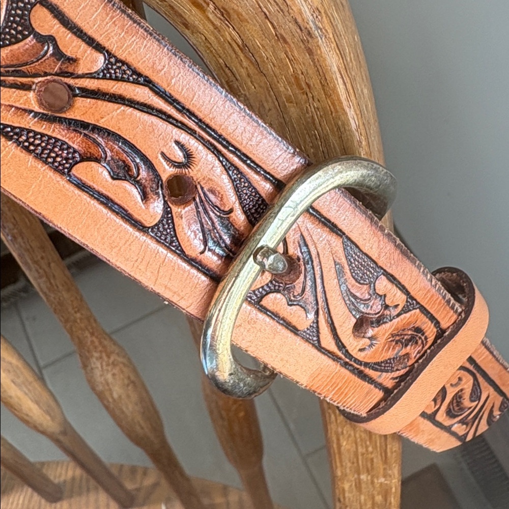 🌱 Colorado Silver Star Men’s Belt, Size 34 leather tooled